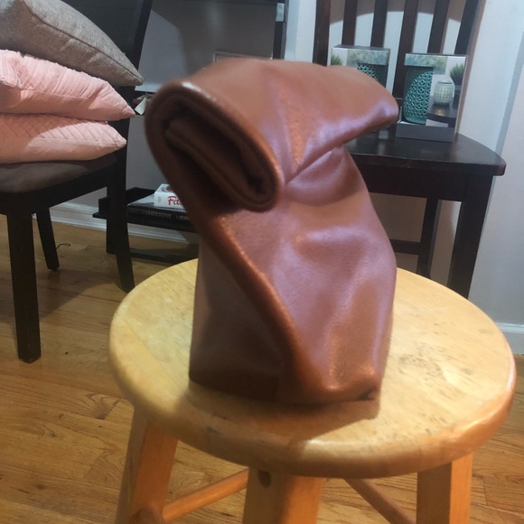 Handbag - Picture 2 of 3